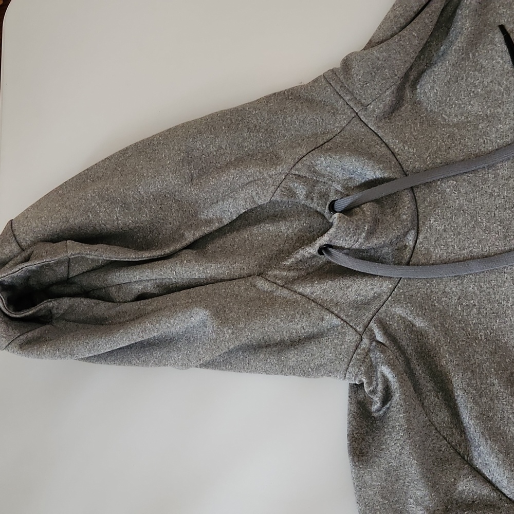 Sweatshirt - Picture 4 of 6